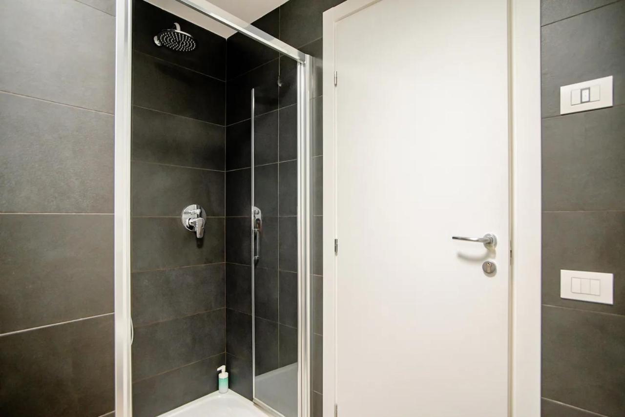 Guesthouse Tree Rooms Modern Бергамо Экстерьер фото
