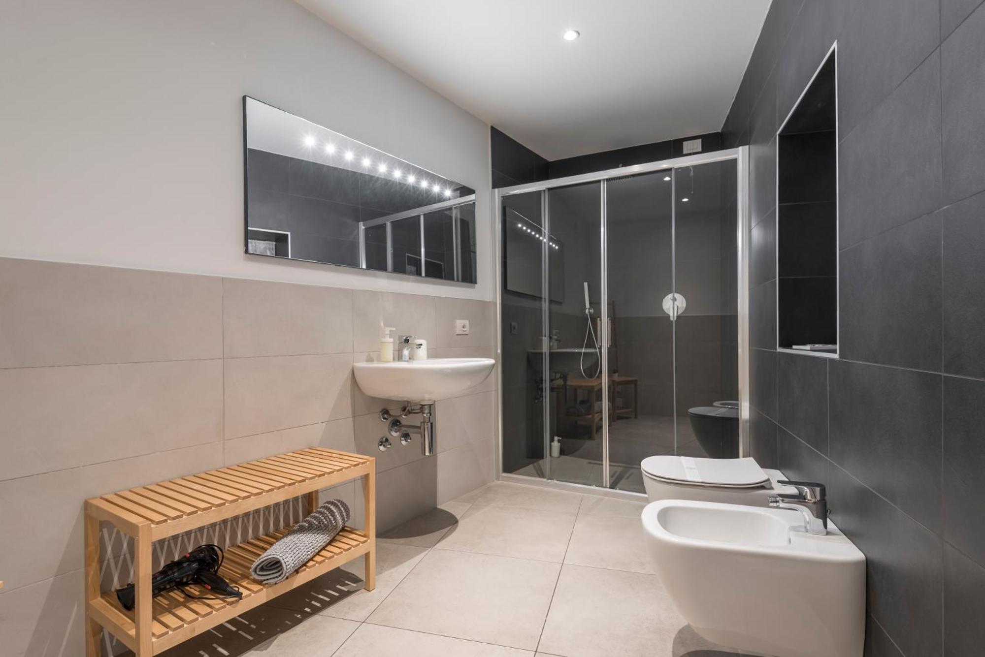 Guesthouse Tree Rooms Modern Бергамо Экстерьер фото